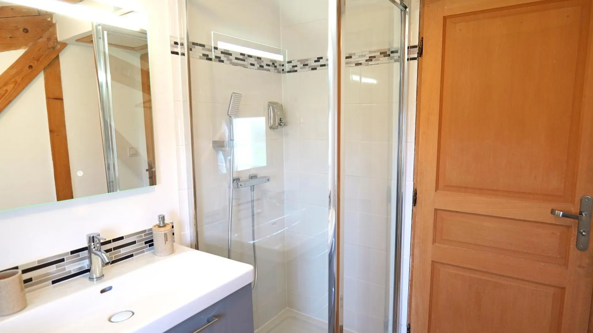 3 Mn Airbus, 8 Mn Aeroport, 15 Mn Toulouse Apartment Colomiers