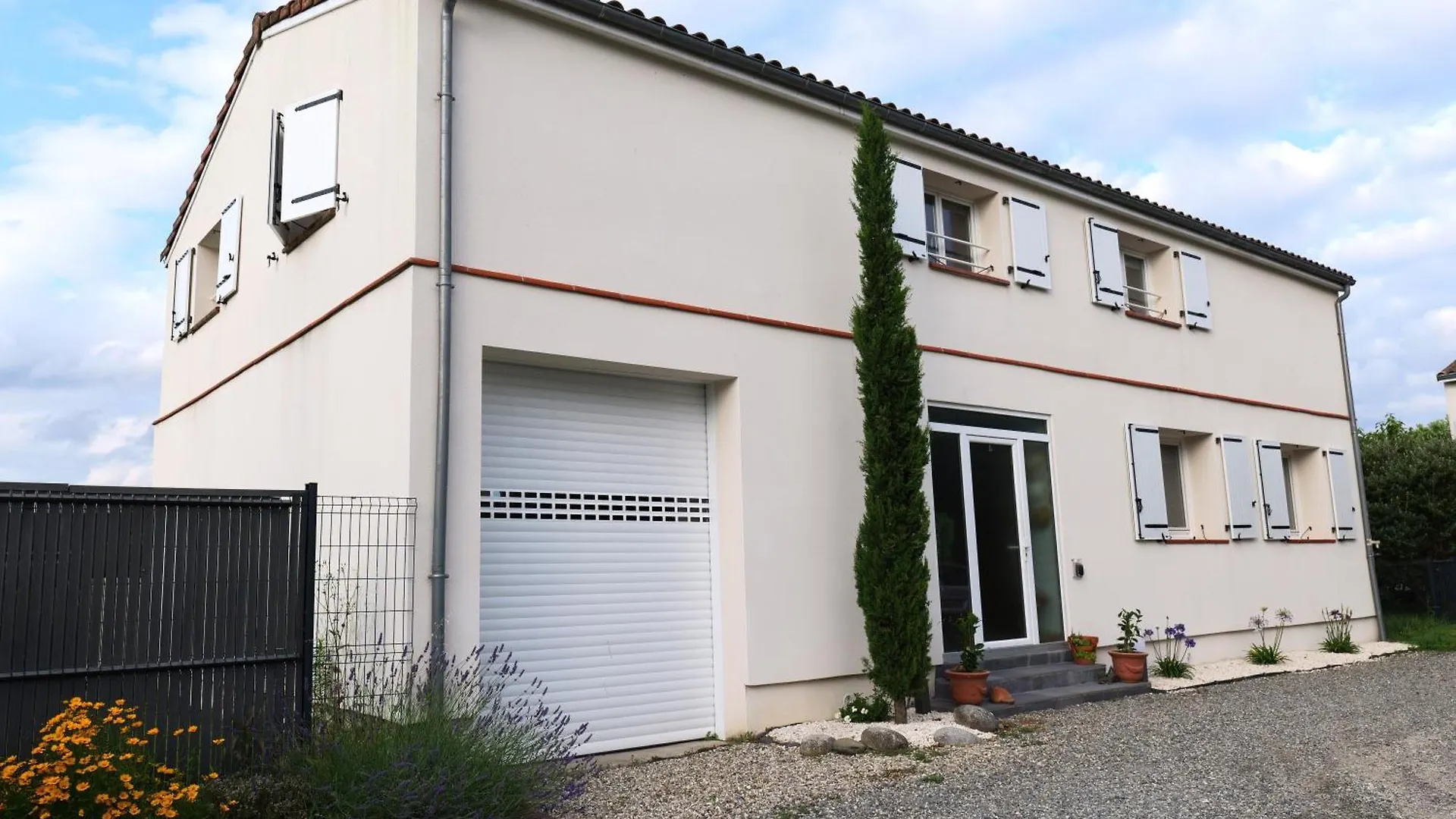 3 Mn Airbus, 8 Mn Aeroport, 15 Mn Toulouse Apartment Colomiers Homestay